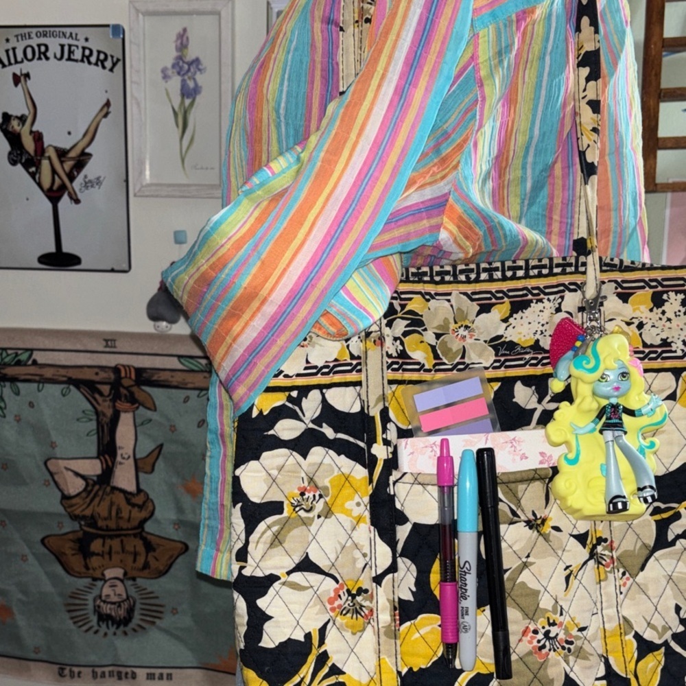 Vera Bradley Yellow and Black Floral Shoulder Bag - Picture 11 of 11